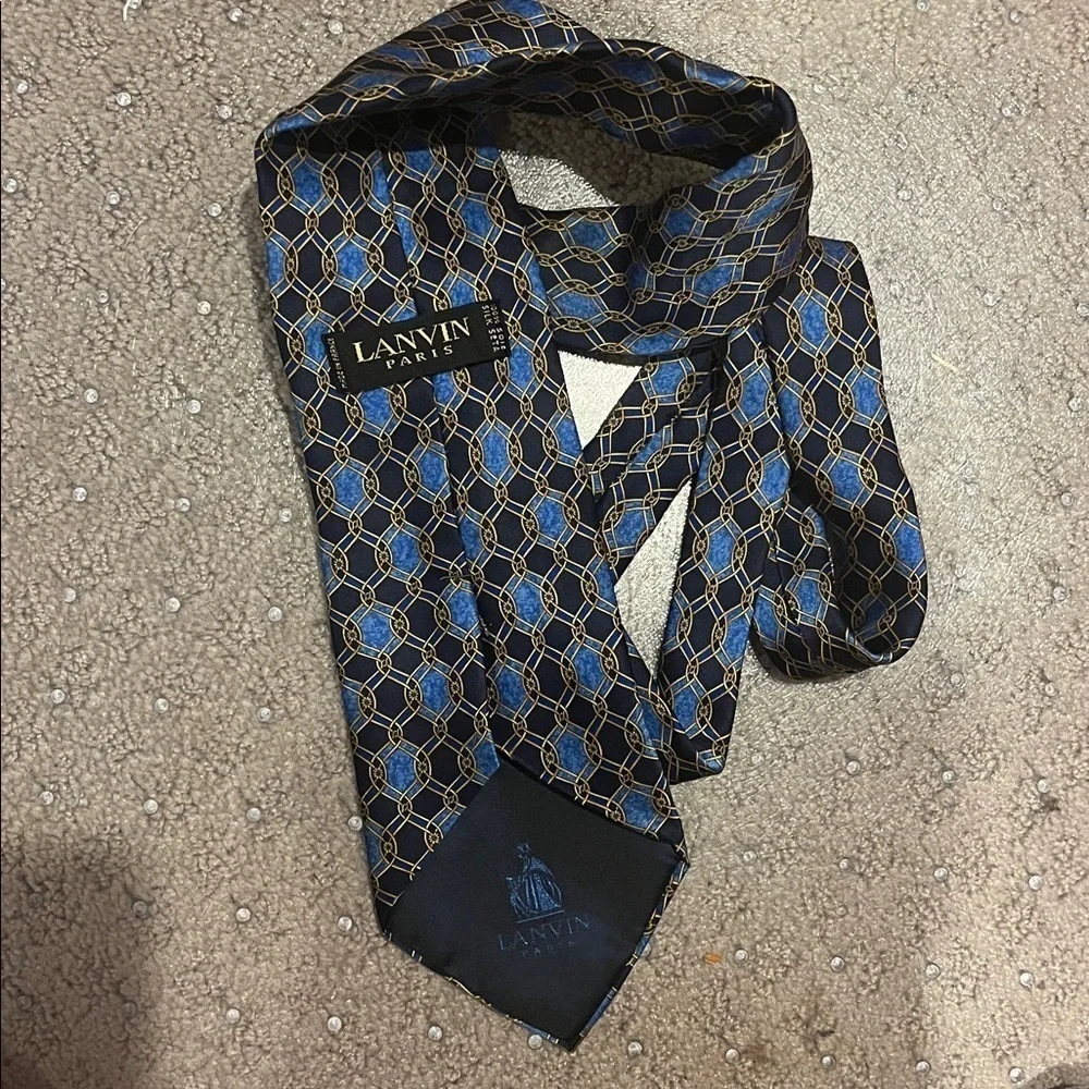 LANVIN Paris Elegant Blue and Gold Geometric Tie